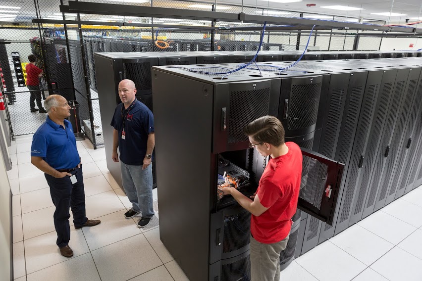 Hivelocity personnel at the Colocation data center in Washington D.C.